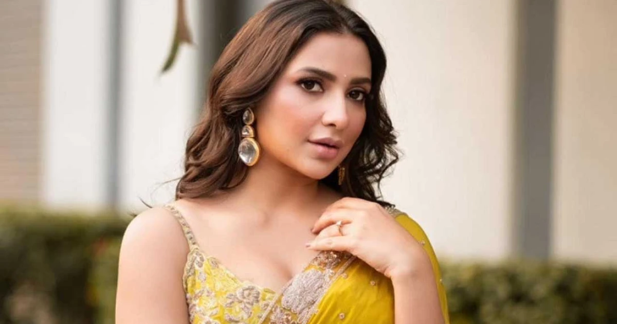 দুবাই থেকে ফিরে যা বললেন শুভশ্রী