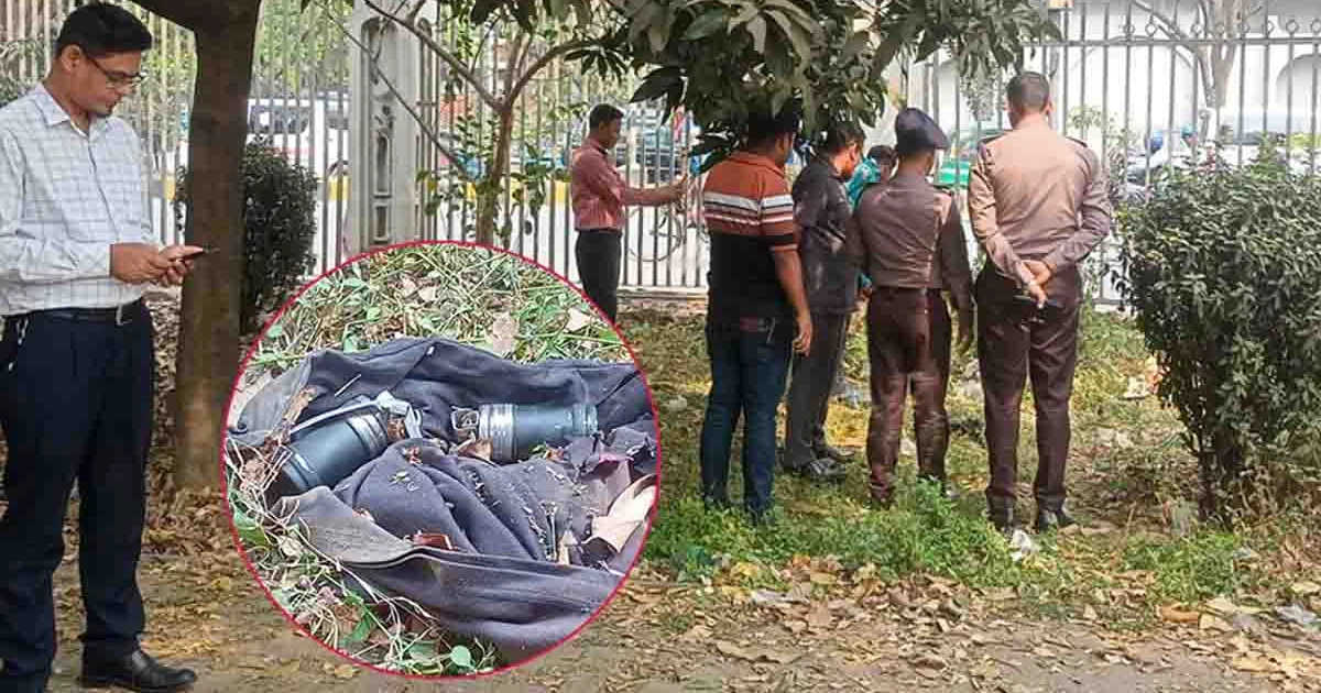 সুপ্রিম কোর্টের গেটে গ্রেনেড
