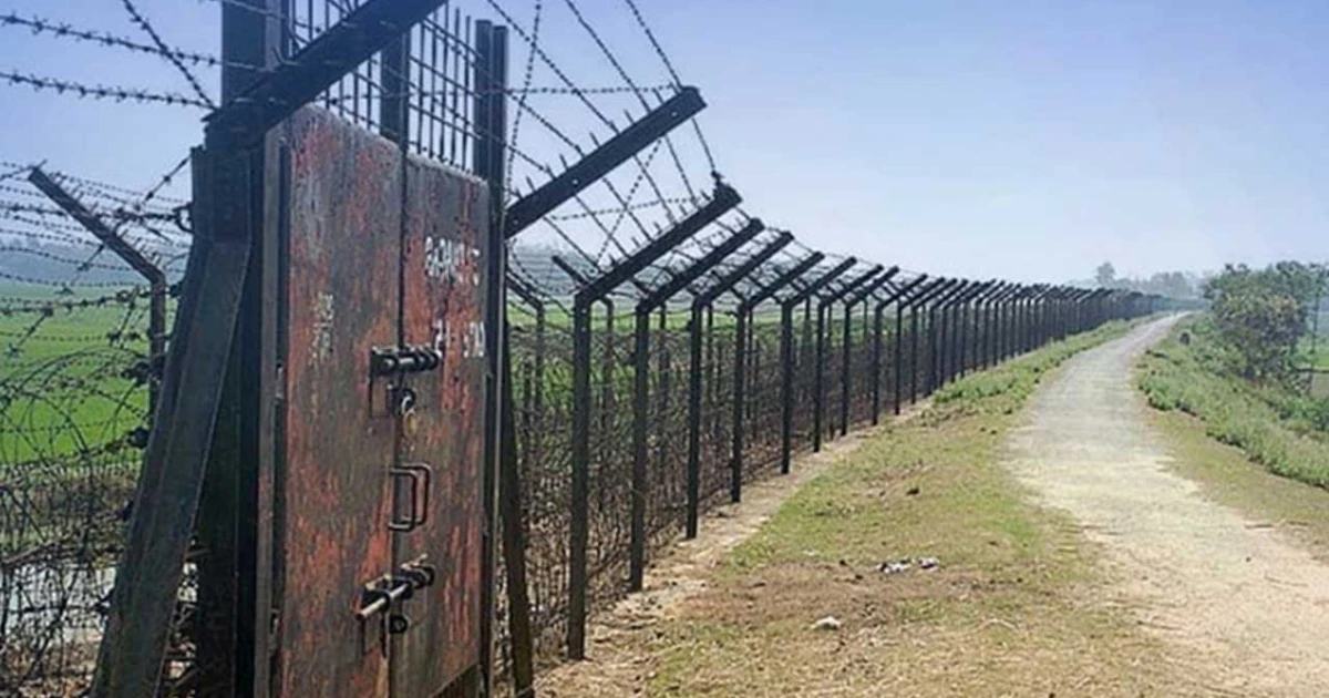 সীমান্তে ছবি তোলার সময় ২ স্কুলছাত্রকে ধরে নিয়ে গেছে বিএসএফ