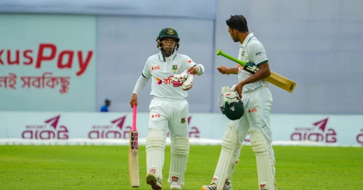 ৬ উইকেট হারিয়ে বিপদে বাংলাদেশ