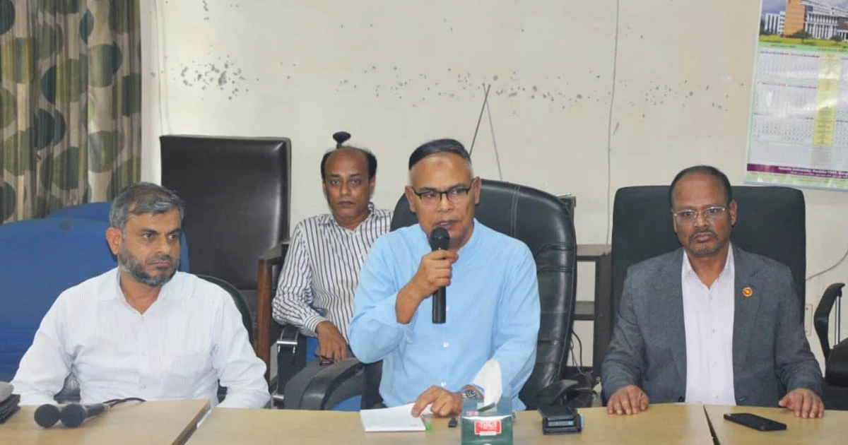 কথার মাধ্যমে কোনো আশ্বাসের বাণী শোনাতে চাই না: ইবি উপাচার্য