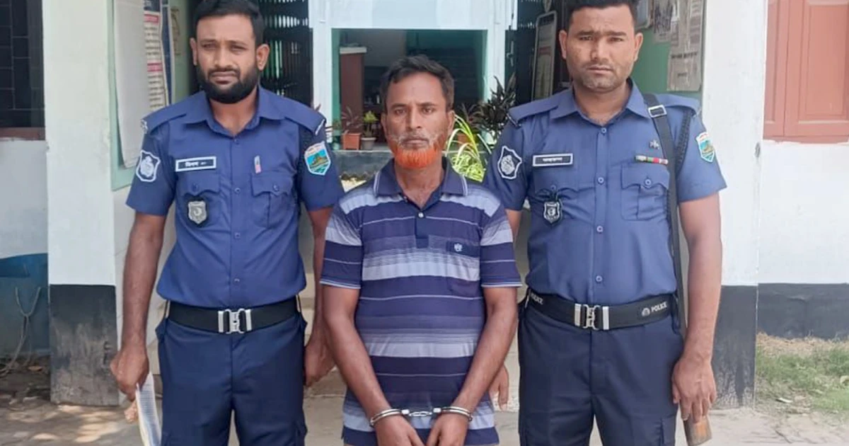 মহাদেবপুরে মাদক সেবনের দায়ে তিন মাস জেল
