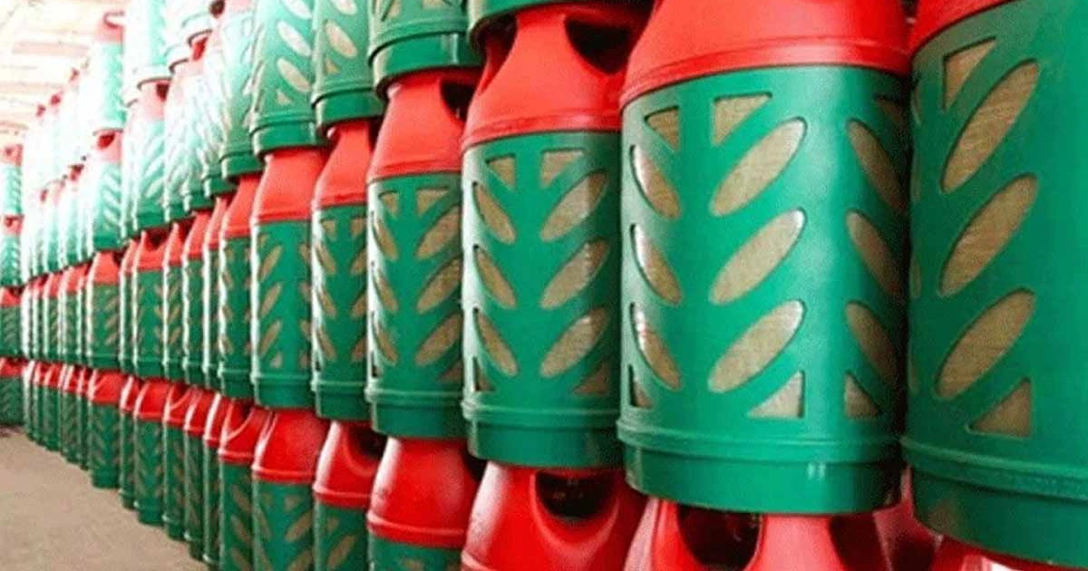 এলপি গ্যাসের দাম কমলো, সন্ধ্যা থেকে কার্যকর