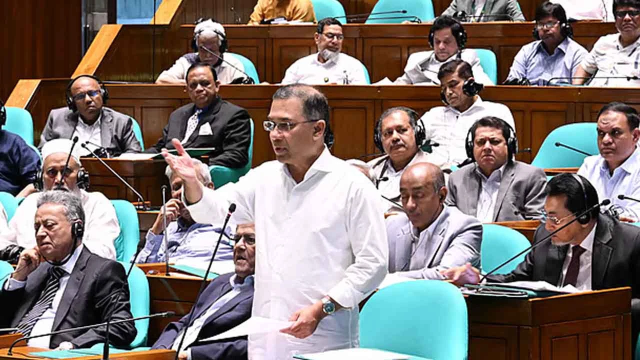 ১০ হাজার পুলিশ কনস্টেবল নিয়োগ দেবে সরকার